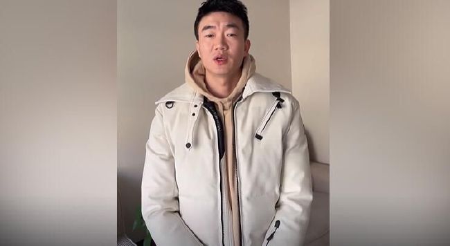男生的j捅进女生的p